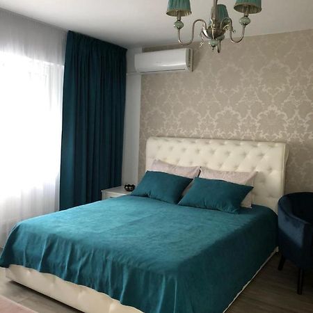 Tudor Apartment Brăila Екстериор снимка