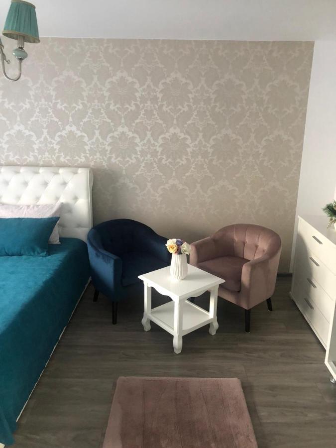 Tudor Apartment Brăila Екстериор снимка